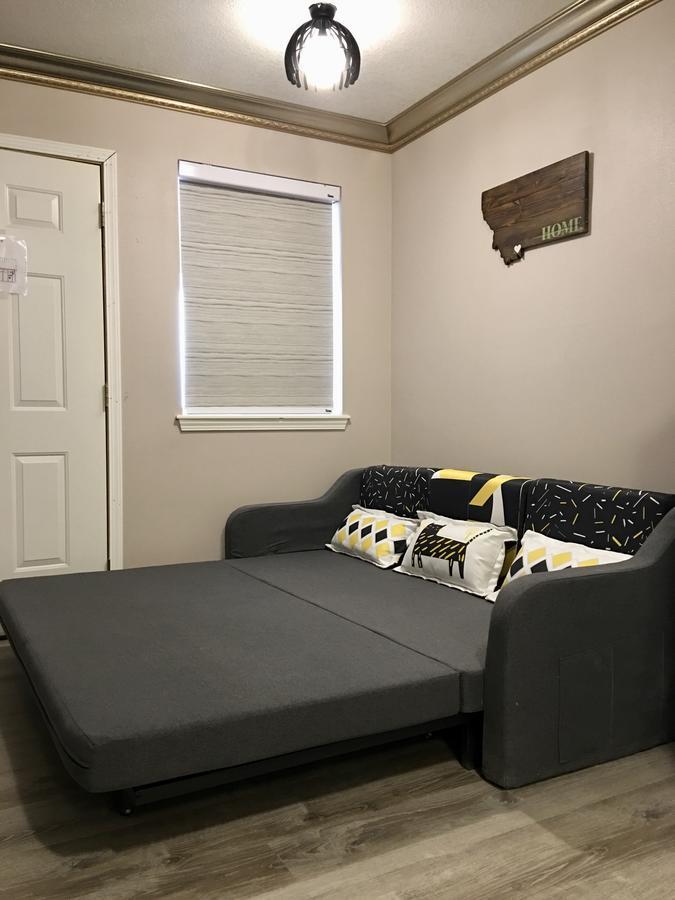 Lake View Suites 웨스트 엘로스톤 외부 사진